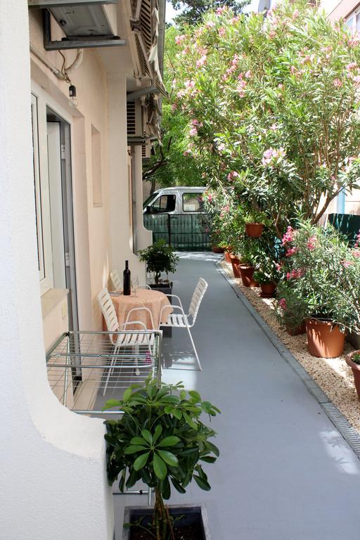 Apartments Petric มาคาร์สกา ภายนอก รูปภาพ